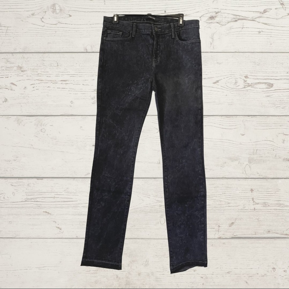 J Brand Rise Skinny Jeans in Black Noise wash~ GUC ~ SIZE 32